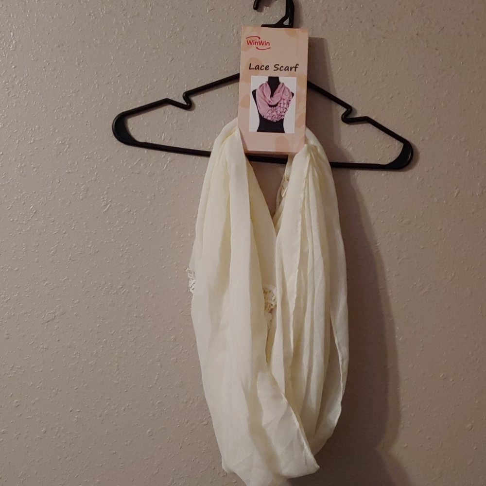 Infinity scarf - Picture 2 of 3